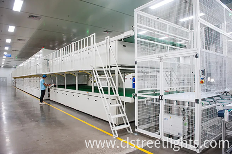 Outdoor Waterproof IP67 400W 600W 800W Split Type Solar Street Light